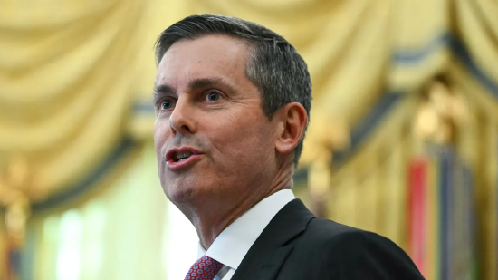 特朗普宣布与礼来、诺和诺德达成协议：大幅降低减重药物价格，并将部分药物纳入联邦医疗保险覆盖范围