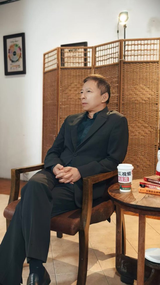 对话张朝阳:多跟别人讲多互动,这种方式学习效率非常高 | 直击乌镇