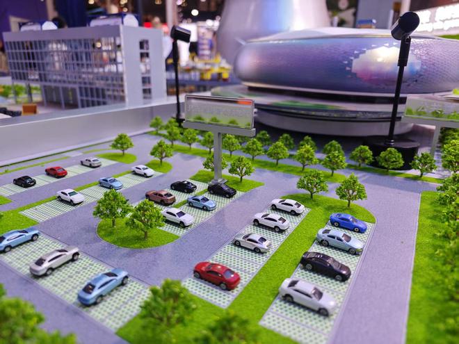 从新能源汽车、储能到半导体封装,进博会成海外新材料巨头创新试验场 | 共享大市场