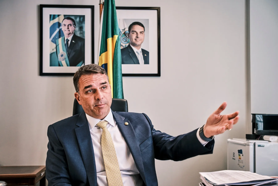 突发,黑天鹅!股汇双杀!